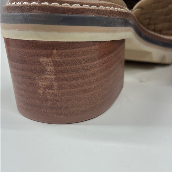 New Bernardo Sylvie Woven Lug Mules in Sand Glove Beige Size 8 - Picture 9 of 11